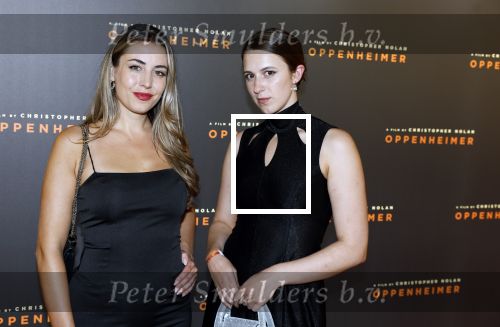 Amsterdam 19 juli 2023
Premiere Oppenheimer in Pathe Arena.
Mariella Kaveo en Delphin Metsers (rechts)