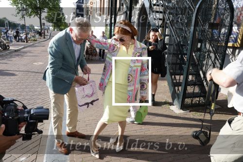 Amsterdam 6 juli 2023
Amsterdamse premiere in carre van musical Les Miserables.
Marijke Helwegen met man Harrie