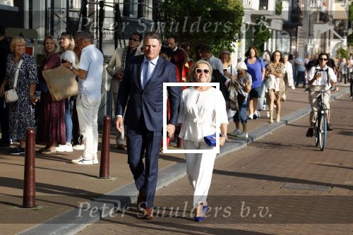 Amsterdam 6 juli 2023
Amsterdamse premiere in carre van musical Les Miserables.
Mariska v Kolck met vriend
