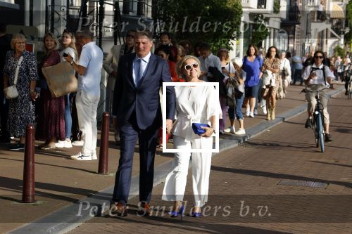 Amsterdam 6 juli 2023
Amsterdamse premiere in carre van musical Les Miserables.
Mariska v Kolck met vriend