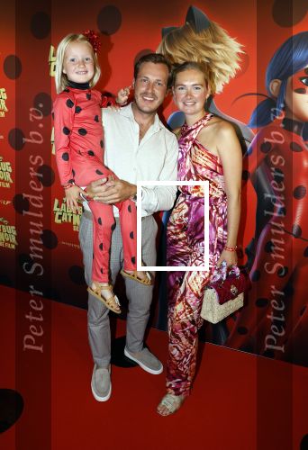 Amsterdam 25 juni 2023
Premiere Ladybug Catnoir in Pathe Arena.
Maxime Meiland en Leroy Molkenboer met dochter Claire