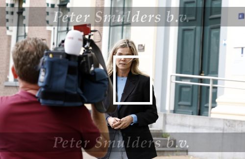 Assen 25 juli 2023
Rechtszaak Thijs Romer in de rechtbank van Assen Zijn moeder vader  Peter Romer en stiefmoeder kwamen met hem mee. Zijn advocaat is Wikke Monster. NOS Journaal