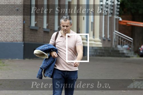 Assen 25 juli 2023
Rechtszaak Thijs Romer in de rechtbank van Assen Zijn moeder vader  Peter Romer en stiefmoeder kwamen met hem mee. Zijn advocaat is Wikke Monster. Nick Dijkman