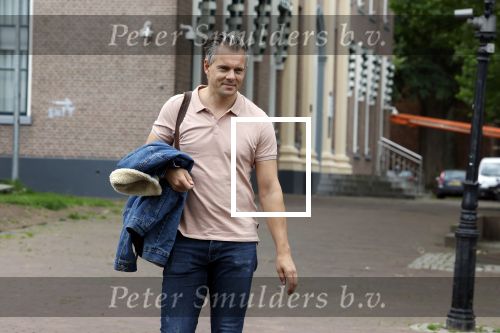 Assen 25 juli 2023
Rechtszaak Thijs Romer in de rechtbank van Assen Zijn moeder vader  Peter Romer en stiefmoeder kwamen met hem mee. Zijn advocaat is Wikke Monster. Nick Dijkman
