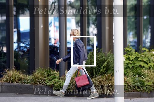 Amsterdam 11 juli 2023
Nina Brink doet boodschappen bij Cartier op de pc hooftstraat.