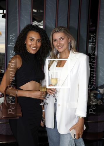 Amsterdam 29 juni 2023
Opening nieuwe rooftop bar in het Double Tree Hilton Hotel.
Ona Moody en Denise Speelman