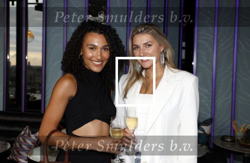 Amsterdam 29 juni 2023
Opening nieuwe rooftop bar in het Double Tree Hilton Hotel.
Ona Moody en Denise Speelman