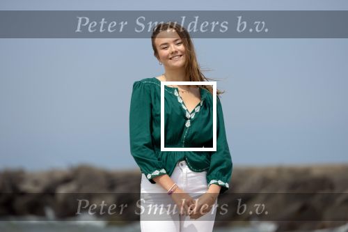 Den haag 30 juni 2023
Fotosessie op het strand Koning Willem Alexander, koningin Maxima en prinses Ariane, Prinses  Amalia en Prinses Alexia poseren tijdens de fotosessie op het strand met hond mambo.