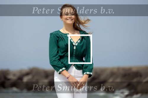 Den haag 30 juni 2023
Fotosessie op het strand Koning Willem Alexander, koningin Maxima en prinses Ariane, Prinses  Amalia en Prinses Alexia poseren tijdens de fotosessie op het strand met hond mambo.