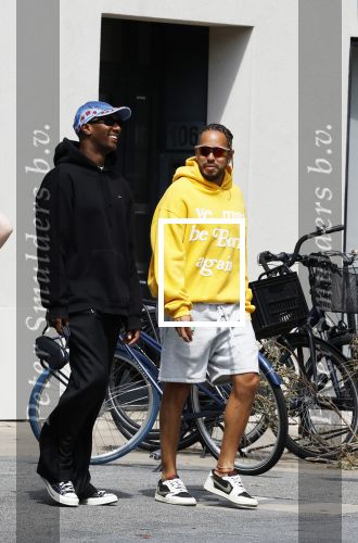 Amsterdam 18 juli 2023
Rapper Dio met een vriend in Amsterdam zuid.