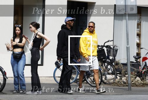 Amsterdam 18 juli 2023
Rapper Dio met een vriend in Amsterdam zuid.