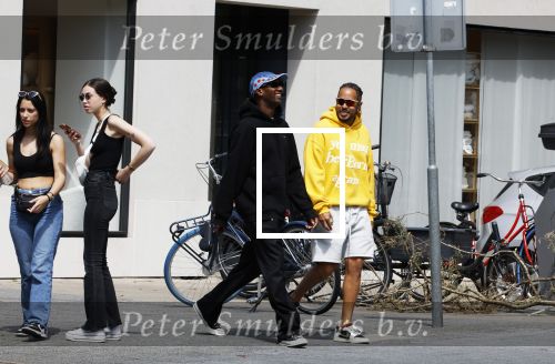 Amsterdam 18 juli 2023
Rapper Dio met een vriend in Amsterdam zuid.