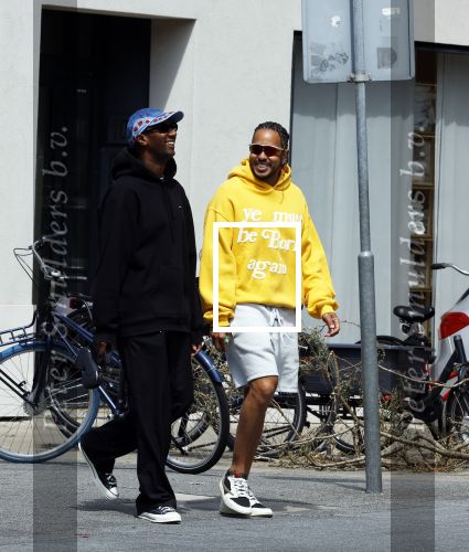 Amsterdam 18 juli 2023
Rapper Dio met een vriend in Amsterdam zuid.