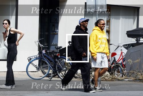 Amsterdam 18 juli 2023
Rapper Dio met een vriend in Amsterdam zuid.