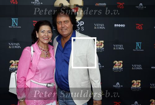 Holten 29 juni 2023
25 jaar Rooftop studio\'s van Edwin v Hoevelaak .
Rene Leblanc met vrouw Jolanda