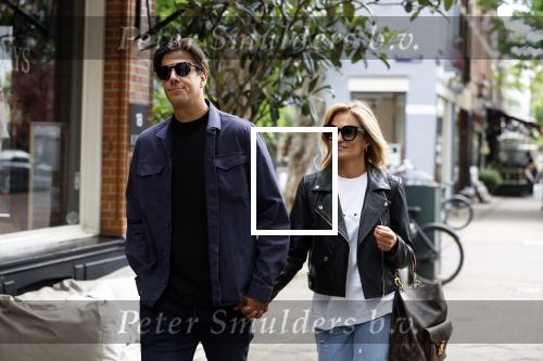 Amsterdam 6 juli 2023
Rob Kemps met zijn nieuwe vriendin Stephanie Klaver op straat in Amsterdam zuid.