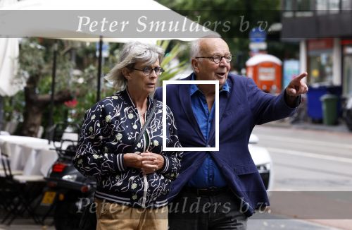 Amsterdam 16 juli 2023
Rob v d Meeberg met zijn vrouw in Amsterdam zuid.
