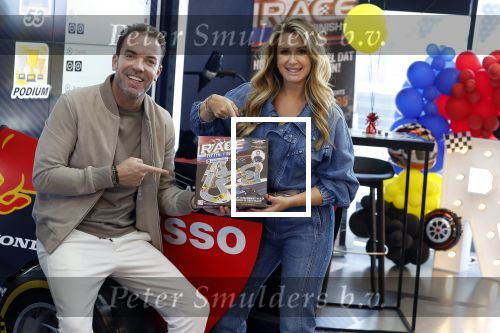 Zandvoort 6 juli 2023
Presentatie Formule 1 F1 spel van Robert Doornbos en Chantal Bles in de box van Redbull op circuitpark Zandvoort.
