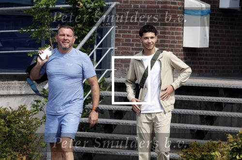 Amstelveen 4 juli 2023
Robert leroy en zijn zoon Joshua gaan samen sporten in Amstelveen.