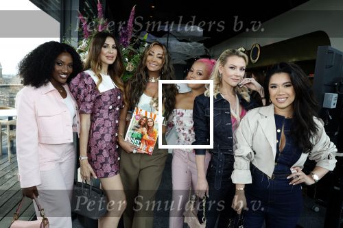 Amsterdam 4 juli 2023
Presentatie Kek Mama cover met Kim Feenstra en Maria Tailort in het Double Tree hotel.
Real Housewives of Amsterdam ,vlnr Sherry Ann Tamara Elbaz Maria Tailor Djamilla Celina Susanna Klibansky en Kimmylien Nguyen