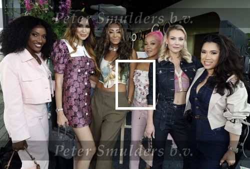 Amsterdam 4 juli 2023
Presentatie Kek Mama cover met Kim Feenstra en Maria Tailort in het Double Tree hotel.
Real Housewives of Amsterdam ,vlnr Sherry Ann Tamara Elbaz Maria Tailor Djamilla Celina Susanna Klibansky en Kimmylien Nguyen
