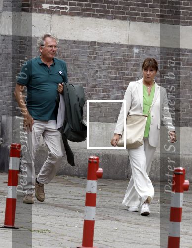 Amsterdam 22 juli 2023
Tom Egbers en zijn vrouw Janke Dekker winkelend in Amsterdam zuid. Ze waren oa bij Suit supply en de Joffers.