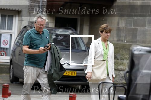 Amsterdam 22 juli 2023
Tom Egbers en zijn vrouw Janke Dekker winkelend in Amsterdam zuid. Ze waren oa bij Suit supply en de Joffers.