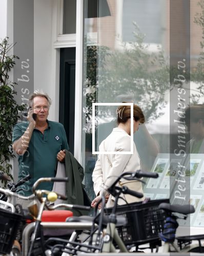 Amsterdam 22 juli 2023
Tom Egbers en zijn vrouw Janke Dekker winkelend in Amsterdam zuid. Ze waren oa bij Suit supply en de Joffers.