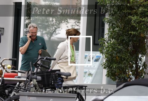 Amsterdam 22 juli 2023
Tom Egbers en zijn vrouw Janke Dekker winkelend in Amsterdam zuid. Ze waren oa bij Suit supply en de Joffers.