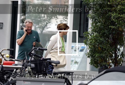 Amsterdam 22 juli 2023
Tom Egbers en zijn vrouw Janke Dekker winkelend in Amsterdam zuid. Ze waren oa bij Suit supply en de Joffers.