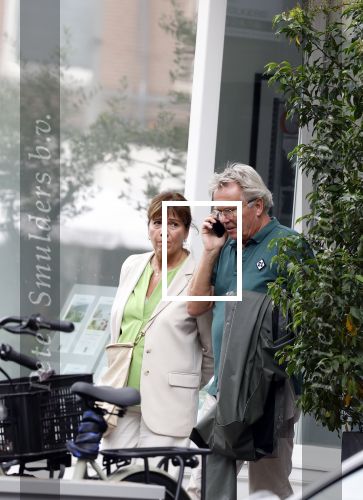 Amsterdam 22 juli 2023
Tom Egbers en zijn vrouw Janke Dekker winkelend in Amsterdam zuid. Ze waren oa bij Suit supply en de Joffers.