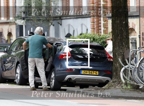 Amsterdam 22 juli 2023
Tom Egbers en zijn vrouw Janke Dekker winkelend in Amsterdam zuid. Ze waren oa bij Suit supply en de Joffers.