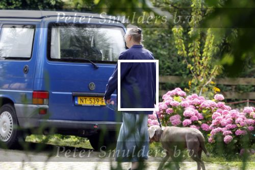 Zuiderwoude 26 juli 2023
Thijs Romer viert zijn verjaardag . Zijn moeder Yvonne Smolders is bij nhem thuis en laat de hond uit . Zus Nienke Romer en zwager Frederik Brom komen met hun dochter langs.