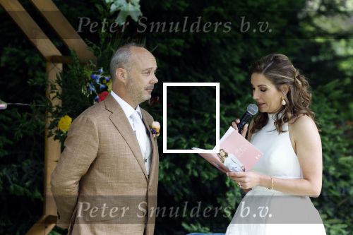Arnhem 7 juli 2024
Annemarie Bruning en Frits Maeijer trouwen . Hun honden moeder en zoon zijn de getuigen . Marlayne Sahupala in de BAB en zingt verschillende liedjes .