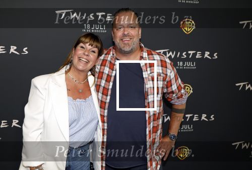 Hilversum 16 juli 2024
Premiere Twisters in bioscoop in Hilversum. Arjan Kleton met partner