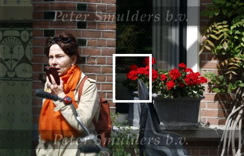 Amsterdam 11 juli 2024
Carolien v d Berg doet boodschappen in Amsterdam zuid.