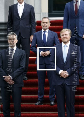 Den Haag 2 juli 2024
Bordesfoto bij Paleis Huis ten Bosch presentatie nieuw kabinet Schoof 1 ; Koning Willem-Alexander, Minister-President Dick Schoof, NSC Judith Uitermark, BBB Mona Keijzer, NSC Caspar Veldkamp, PVV Reinette Klever, VVD Ruben Brekelmans, VVD Eelco Heinen, PVV Dirk Beljaarts, VVD Sophie Hermans, VVD Eelco Heinen PVV Barry Madlener, VVD David van Weel, PVV Marjolein Faber, BBB Femke Wiersma, NSC Eppo Bruins, NSC Eddy van Hijum, PVV Fleur Agema