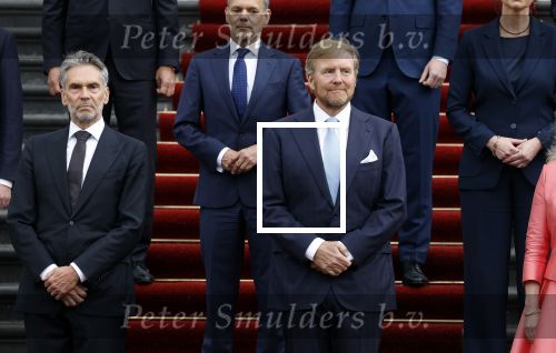Den Haag 2 juli 2024
Bordesfoto bij Paleis Huis ten Bosch presentatie nieuw kabinet Schoof 1 ; Koning Willem-Alexander, Minister-President Dick Schoof, NSC Judith Uitermark, BBB Mona Keijzer, NSC Caspar Veldkamp, PVV Reinette Klever, VVD Ruben Brekelmans, VVD Eelco Heinen, PVV Dirk Beljaarts, VVD Sophie Hermans, VVD Eelco Heinen PVV Barry Madlener, VVD David van Weel, PVV Marjolein Faber, BBB Femke Wiersma, NSC Eppo Bruins, NSC Eddy van Hijum, PVV Fleur Agema