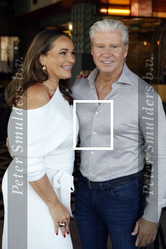 Amsterdam 17 juli 2024
Familie Roelvink gaan nieuwe serie opnemen voor RTL/Videoland.
AAnwezig in the Harbour Club Dries Roelvink Honoria Roelvin Donny Roelvink en Dave Roelvink.