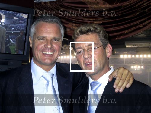 kArnhem 12 april 2001
Bezoek aan de skybox van de Westermeijer Groep bv

Jacques v d Vliet met Eddy Dubbelboer

PETER SMULDERS BV