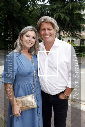 Hilversum 8 juli 2024
Bekendmaking Buma Prijzen / genomineerden. Edwin v Hoevelaak met partner Natasja