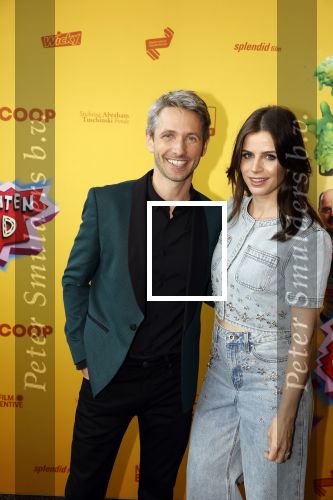 Utrecht 6 juli 2024
Premiere superkrachten voor je hoofd in Kinopolis in Utrecht . Elise Schaap en haar man Wouter de Jong