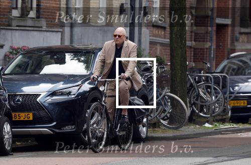 Amsterdam 9 juli 2024
Felix Rottenberg op de fiets in Amsterdam zuid.