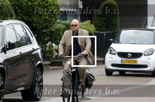 Amsterdam 9 juli 2024
Felix Rottenberg op de fiets in Amsterdam zuid.