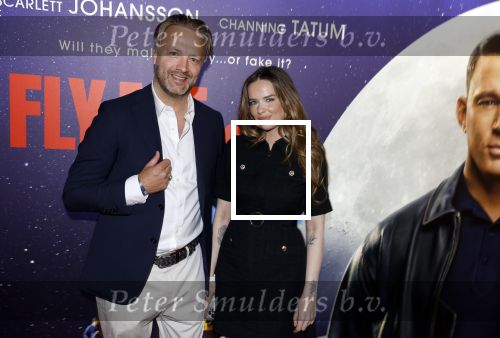 Amsterdam 8 juli 2024
Premiere Fly met to the moon in pathe Arena. Franke Hollywood en Beau Fleur