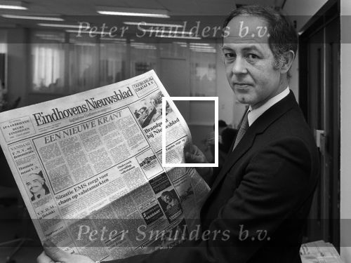 Eerste nummer van het Eindhovens Nieuwsblad, een gratis huis-aan-huis- blad. Hoofdredacteur Jongsma met een exemplaar
*21 maart 1983