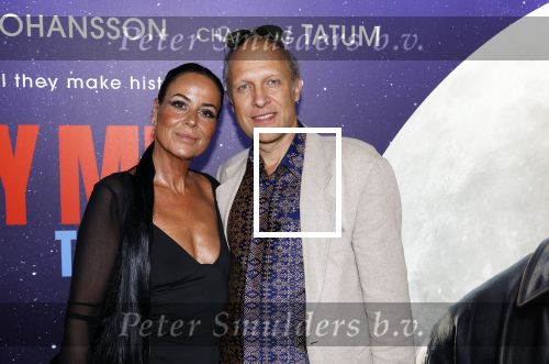 Amsterdam 8 juli 2024
Premiere Fly met to the moon in pathe Arena. Hugo Metsers met nieuwe vriendin