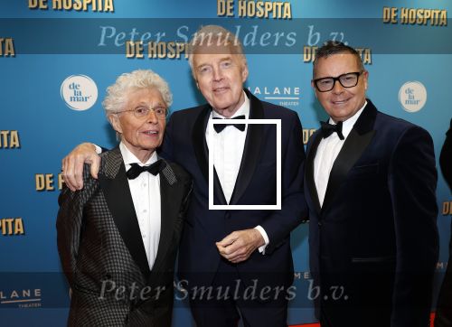Amsterdam 4 december 2023
Premiere de hospita in het nieuwe delamar theater. Jacques d Ancona Andre v Duin en vriend Fernando