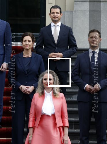 Den Haag 2 juli 2024
Bordesfoto bij Paleis Huis ten Bosch presentatie nieuw kabinet Schoof 1 ; Koning Willem-Alexander, Minister-President Dick Schoof, NSC Judith Uitermark, BBB Mona Keijzer, NSC Caspar Veldkamp, PVV Reinette Klever, VVD Ruben Brekelmans, VVD Eelco Heinen, PVV Dirk Beljaarts, VVD Sophie Hermans, VVD Eelco Heinen PVV Barry Madlener, VVD David van Weel, PVV Marjolein Faber, BBB Femke Wiersma, NSC Eppo Bruins, NSC Eddy van Hijum, PVV Fleur Agema
