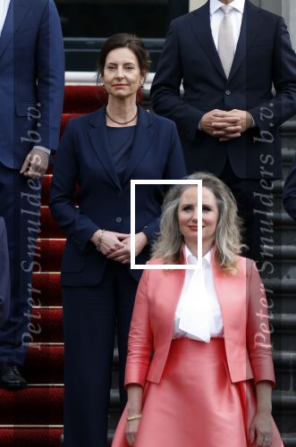 Den Haag 2 juli 2024
Bordesfoto bij Paleis Huis ten Bosch presentatie nieuw kabinet Schoof 1 ; Koning Willem-Alexander, Minister-President Dick Schoof, NSC Judith Uitermark, BBB Mona Keijzer, NSC Caspar Veldkamp, PVV Reinette Klever, VVD Ruben Brekelmans, VVD Eelco Heinen, PVV Dirk Beljaarts, VVD Sophie Hermans, VVD Eelco Heinen PVV Barry Madlener, VVD David van Weel, PVV Marjolein Faber, BBB Femke Wiersma, NSC Eppo Bruins, NSC Eddy van Hijum, PVV Fleur Agema